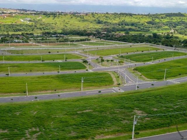 #703 - Terreno em condomínio para Venda em Taubaté - SP