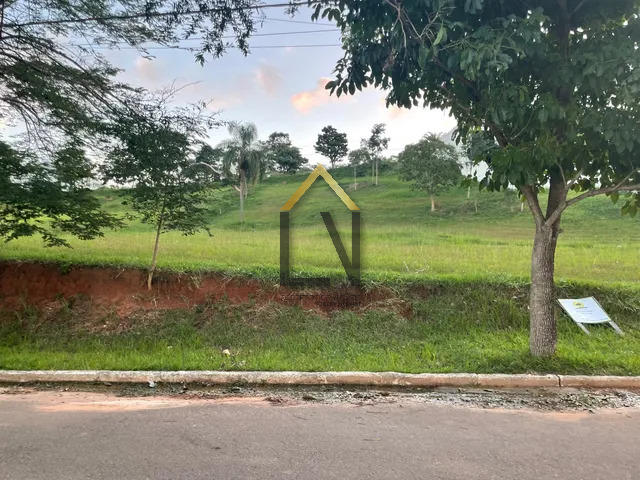 #1570 - Terreno em condomínio para Venda em Taubaté - SP