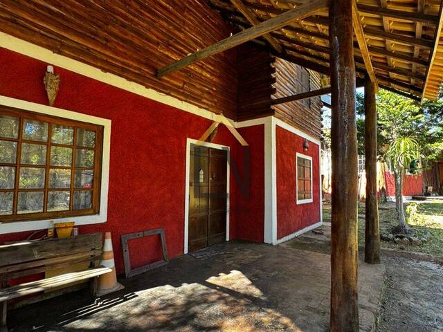 #1621 - Terreno em condomínio para Venda em Campos do Jordão - SP